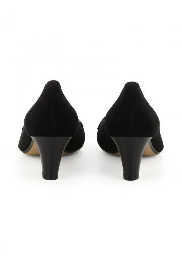 Туфли с высоким носом