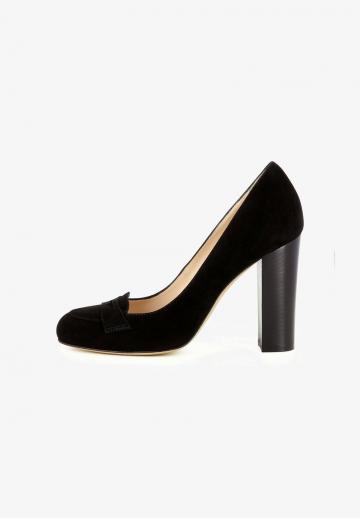 Туфли на высоком каблуке