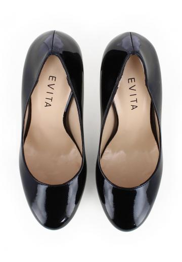 Туфли с высоким носом