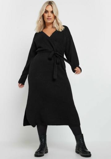 Вязаное платье