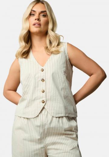 Джинсовая жилетка