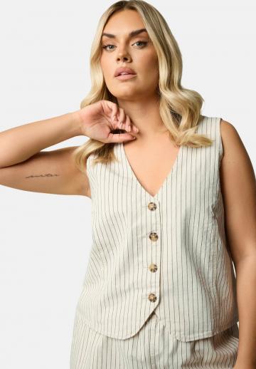 Джинсовая жилетка