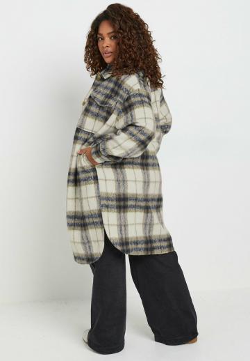 Шерстяное пальто