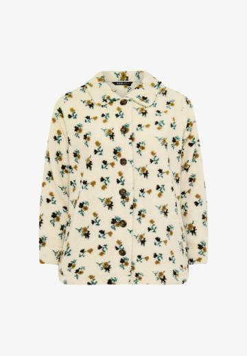 Короткое пальто