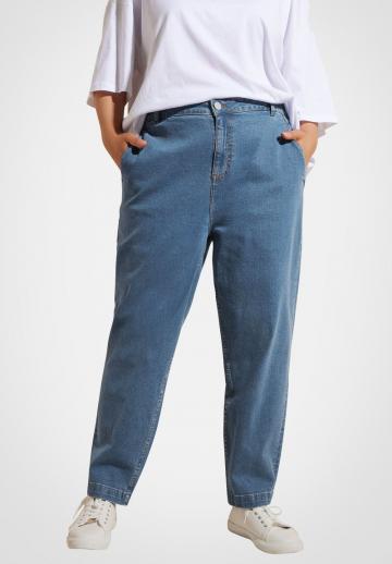 Прямые джинсы