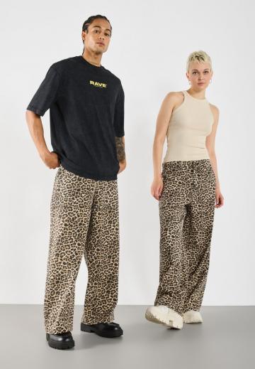 Свободные джинсы