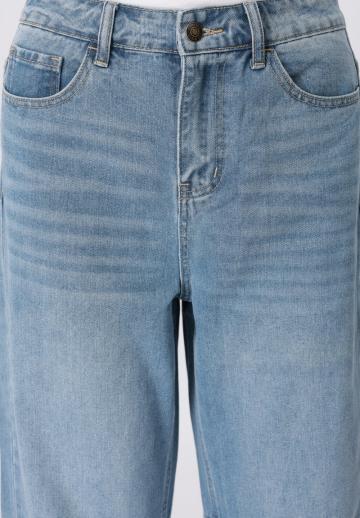 Прямые джинсы