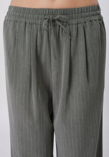 Спортивные штаны