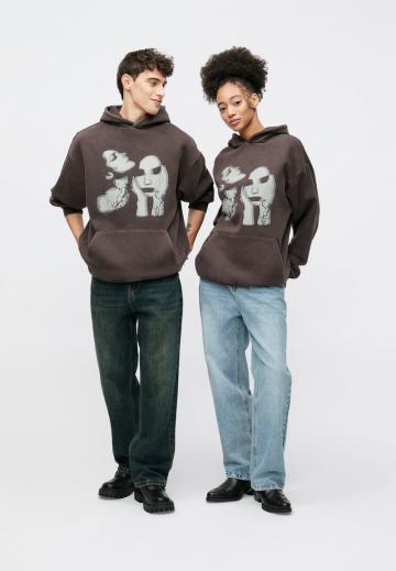 Пуловер с капюшоном