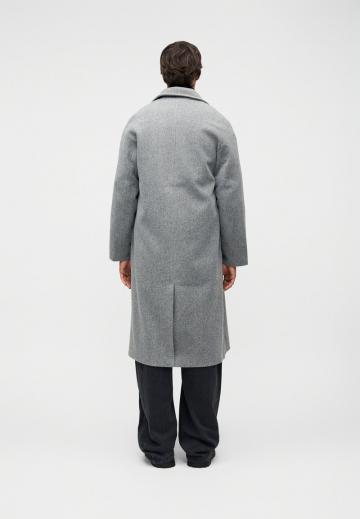 Шерстяное пальто