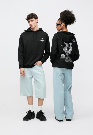 Пуловер с капюшоном