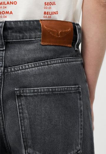 Клешеные джинсы