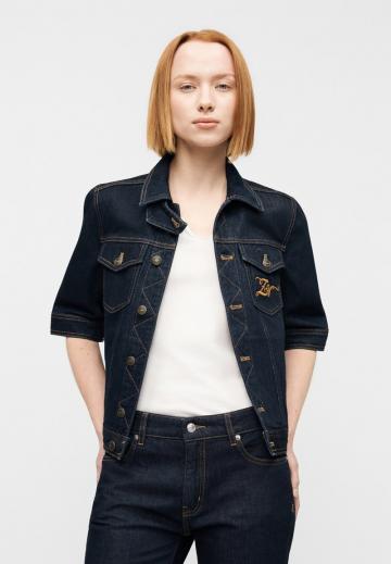 Джинсовая куртка