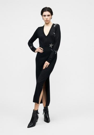 Вязаное платье