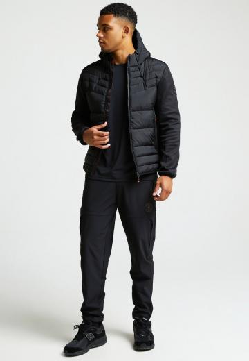 Зимняя куртка