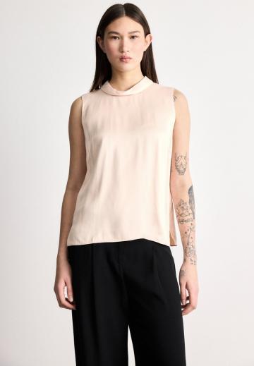 Блузка без рукавов