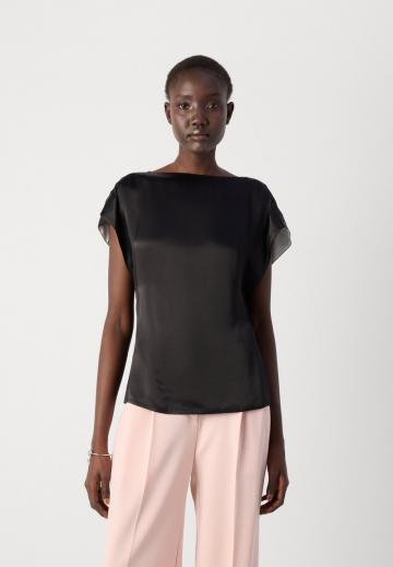 Атласная блузка