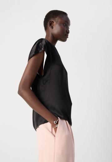 Атласная блузка