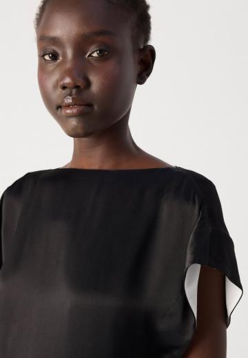 Атласная блузка