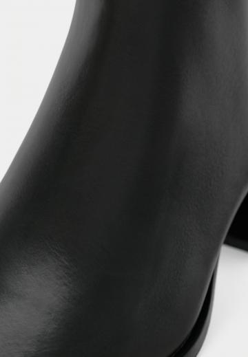 Полусапожки