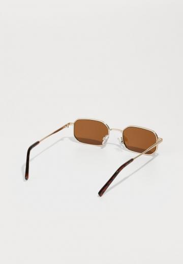 Солнечные очки