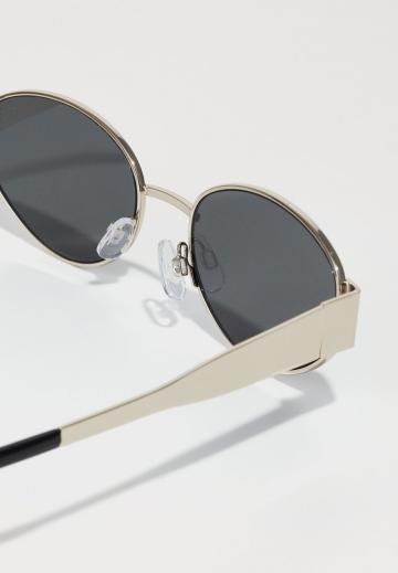 Солнечные очки