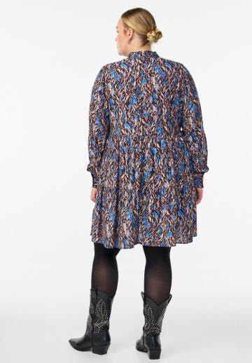 Короткое платье