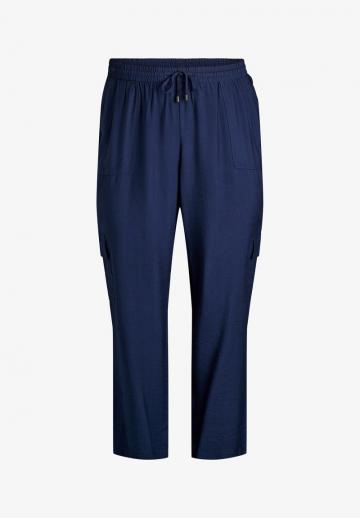 Блейзер с накладными карманами