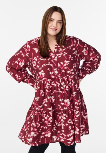 Короткое платье