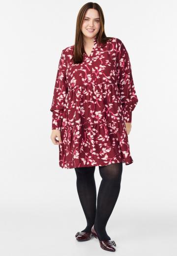 Короткое платье