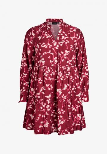 Короткое платье