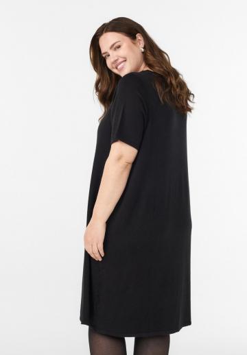 Вязаное платье