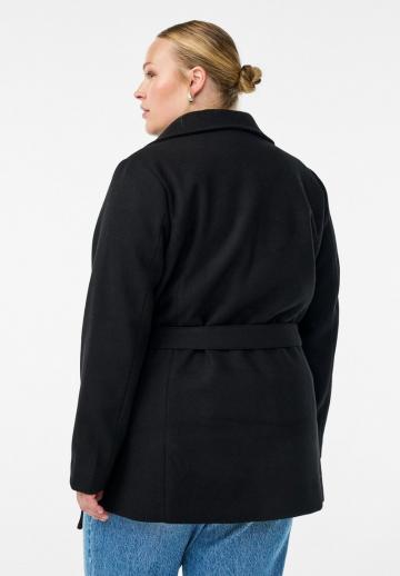 Короткое пальто