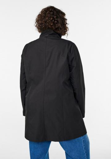 Короткое пальто