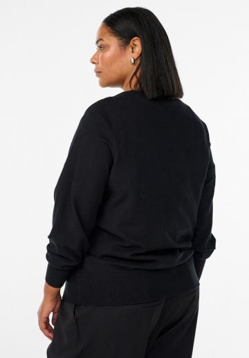 Вязаный жилет