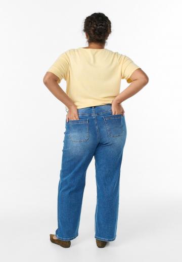 Свободные джинсы
