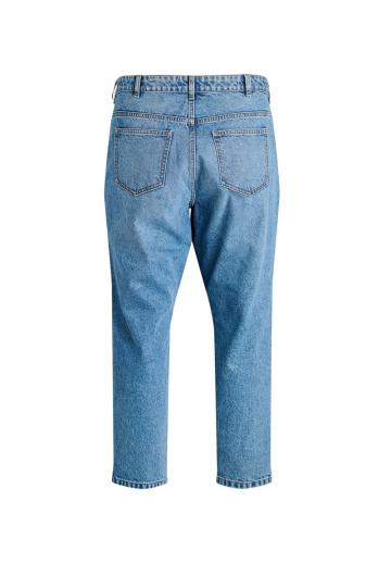 Узкие джинсы