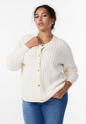 Вязаная кофта