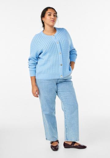 Вязаная кофта