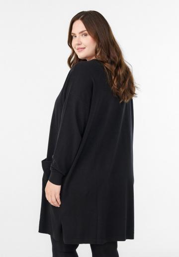 Вязаное платье