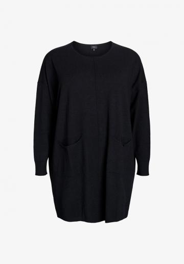 Вязаное платье