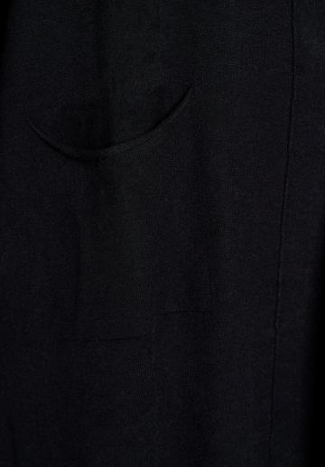 Вязаное платье