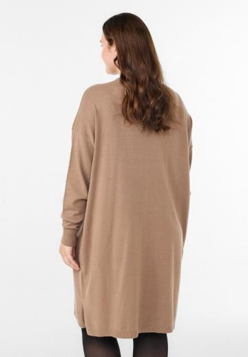 Вязаное платье