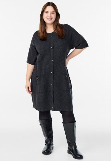 Вязаное платье