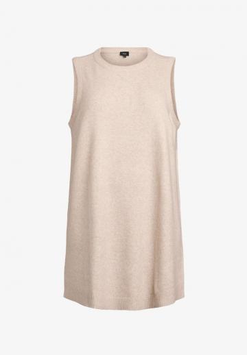 Вязаное платье