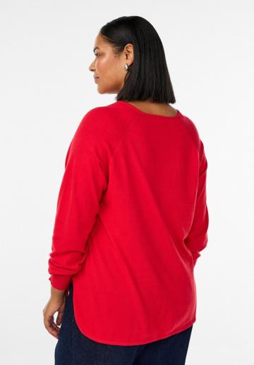 Пуловер с вырезом V