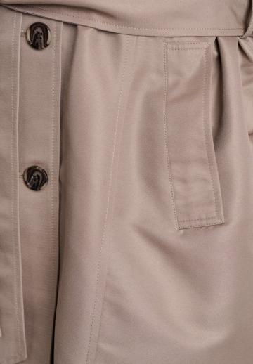 Короткое пальто