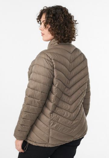 Зимняя куртка