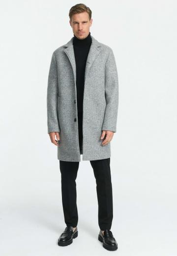 Короткое пальто