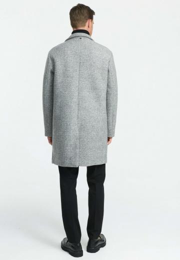 Короткое пальто